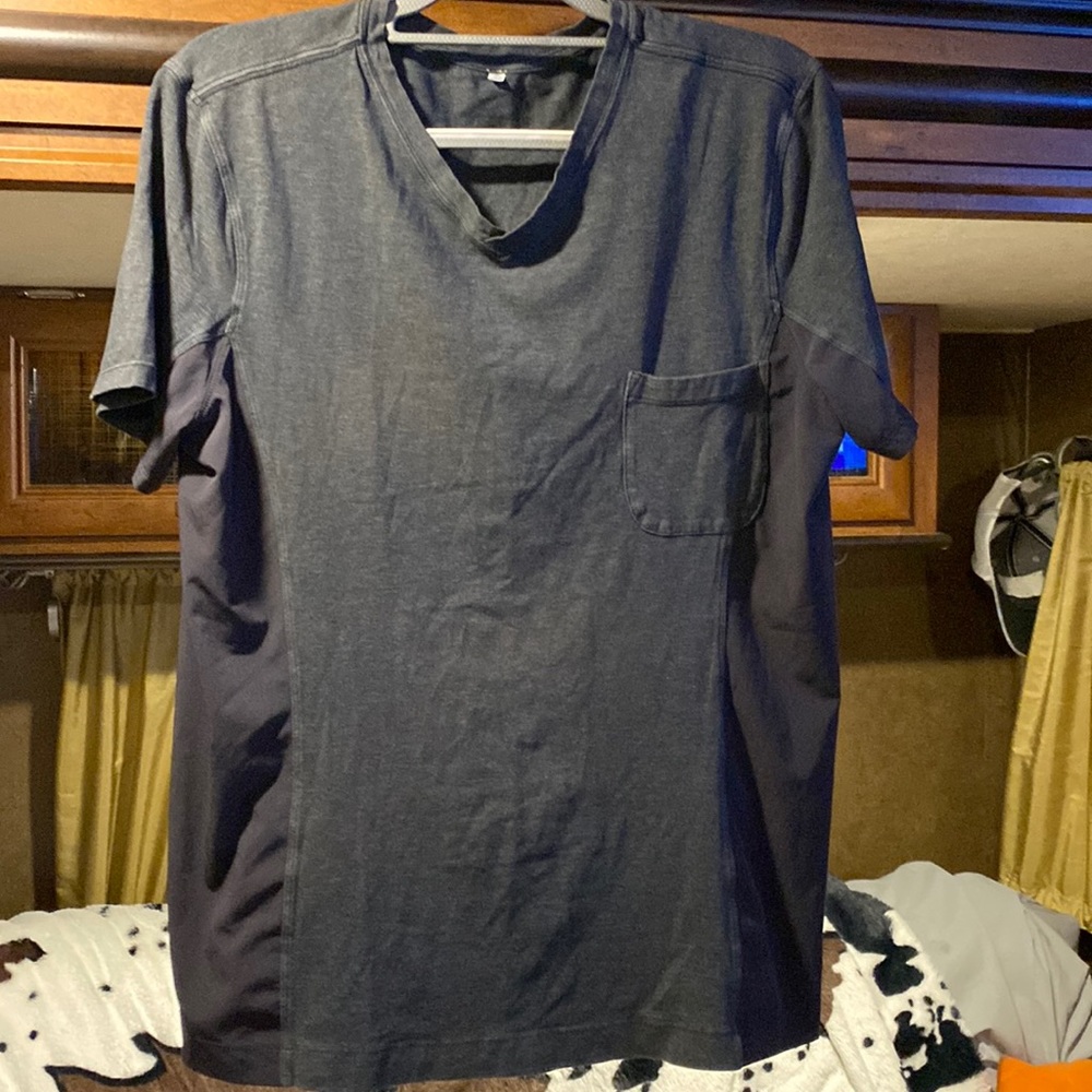 Lululemon grey black shirt
